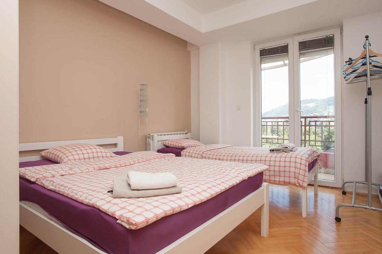 Red Apartment Skopje Exterior foto